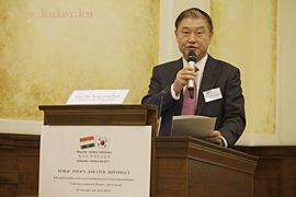 Exc. Yim Sung Joon, Hankuk Nemzetközi Kapcsolatok Egyeteme professzora